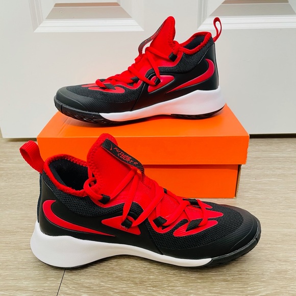 Nike Other - Nike Future Court 2 GS Basketball Shoes